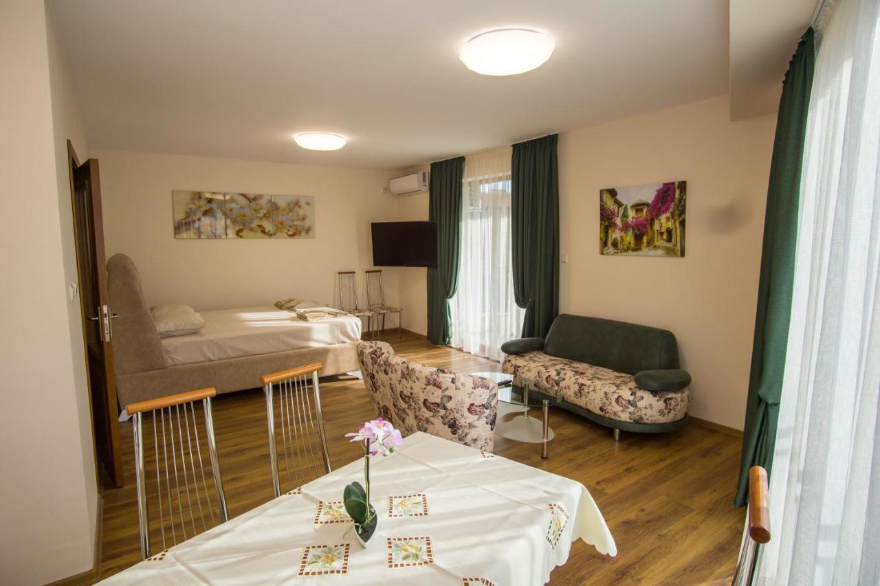 צרבו Guest Apartments Stela מראה חיצוני תמונה