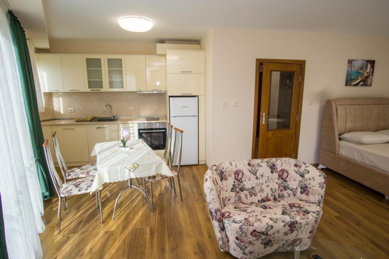 צרבו Guest Apartments Stela מראה חיצוני תמונה
